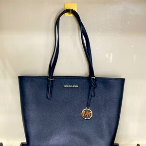 Michael Kors Tote